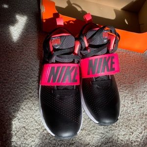 Nike team hustle D 8